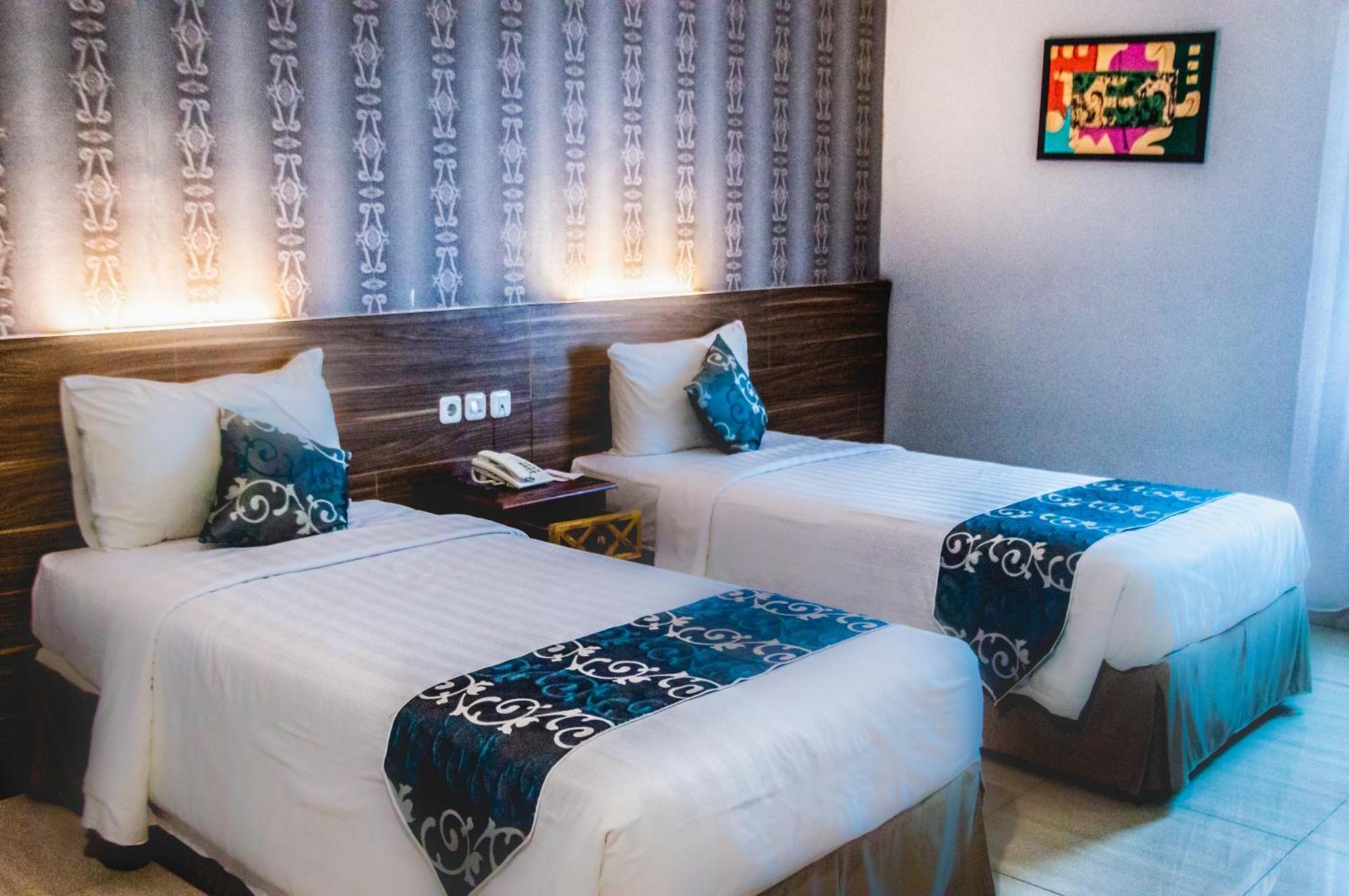 Grand Amira Hotel Solo, Azana Hotels Collection Exterior photo