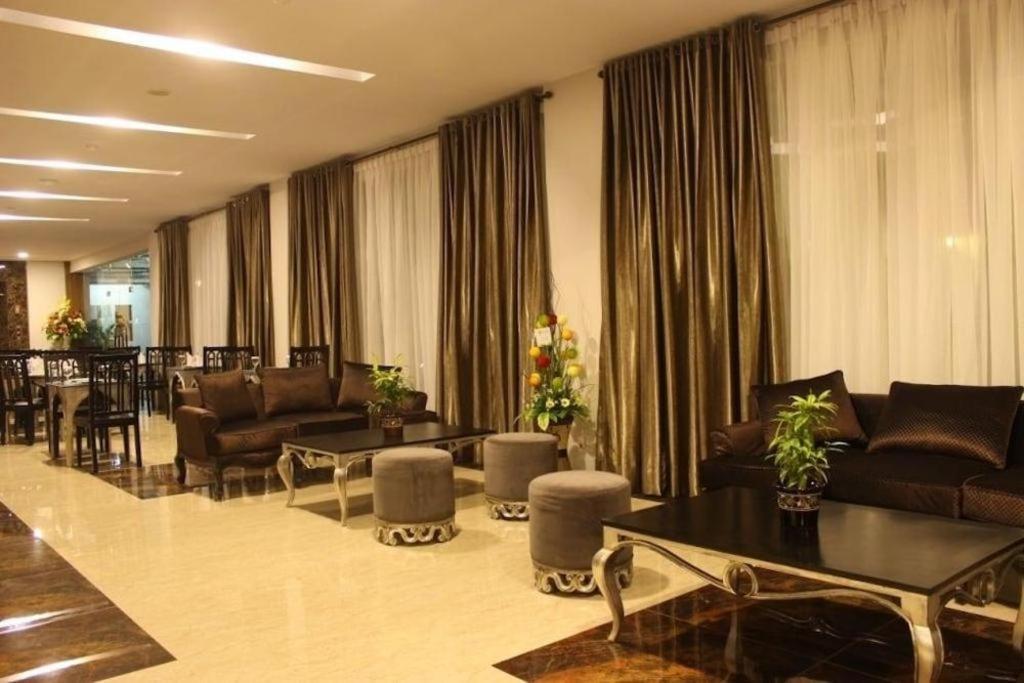 Grand Amira Hotel Solo, Azana Hotels Collection Exterior photo