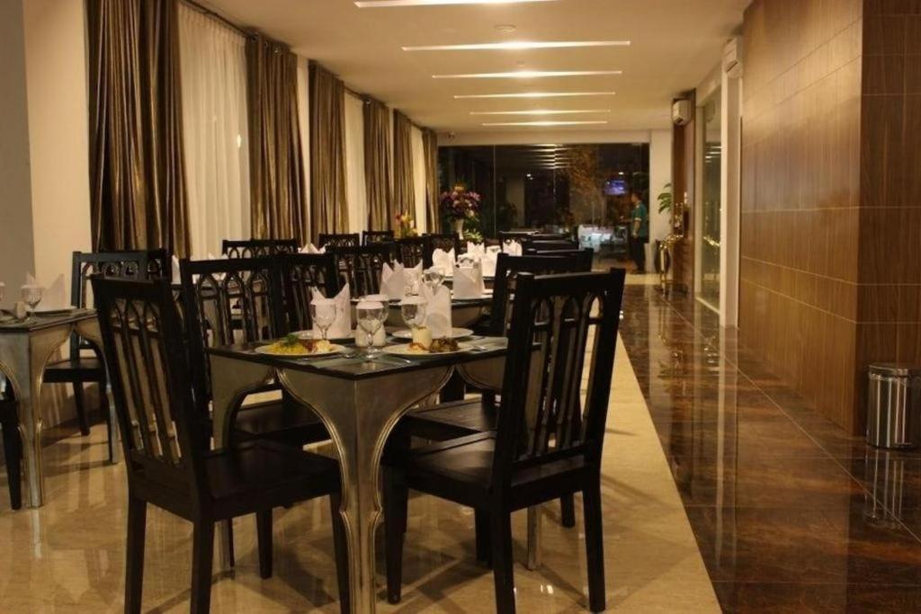Grand Amira Hotel Solo, Azana Hotels Collection Exterior photo